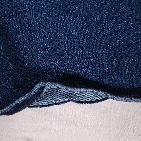 Judy Blue Tummy Control Bootcut Blue Jeans Womens 20W Short Denim Pants FLAWS - Picture 11 of 16